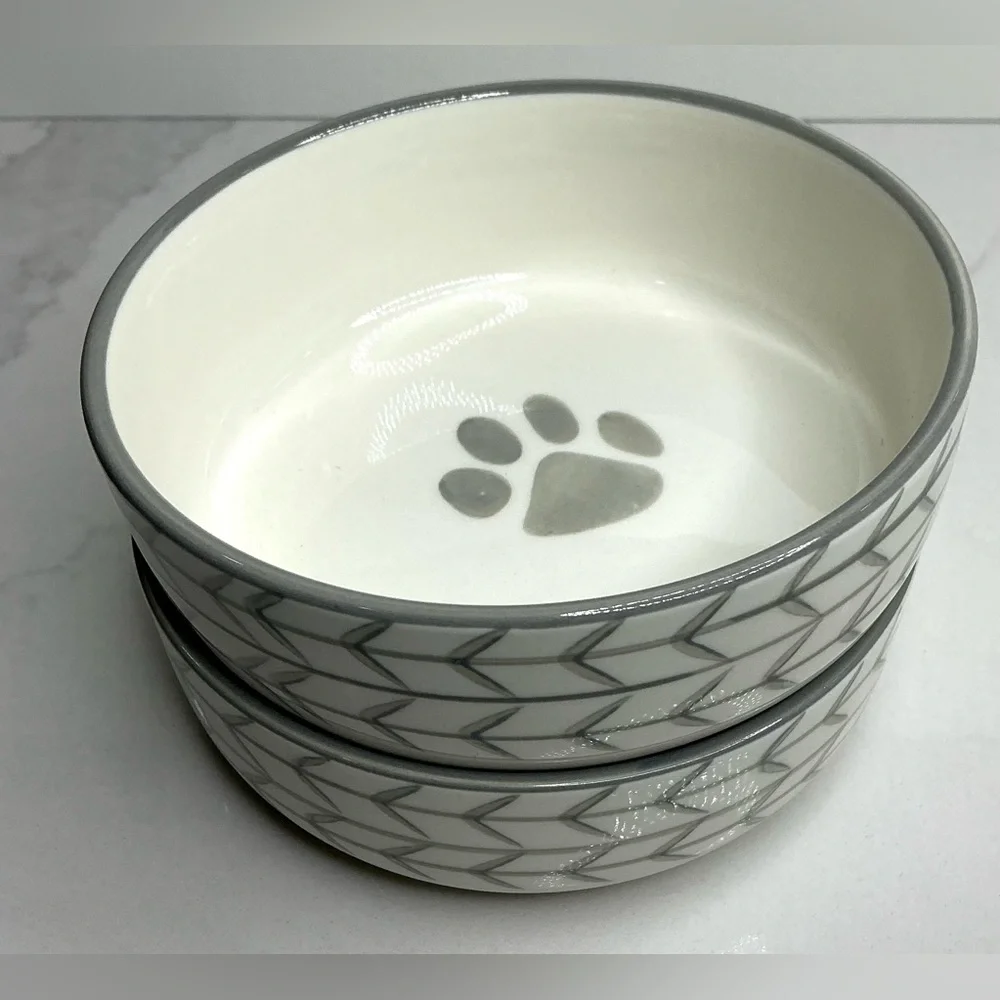 2 Signature Housewares 5